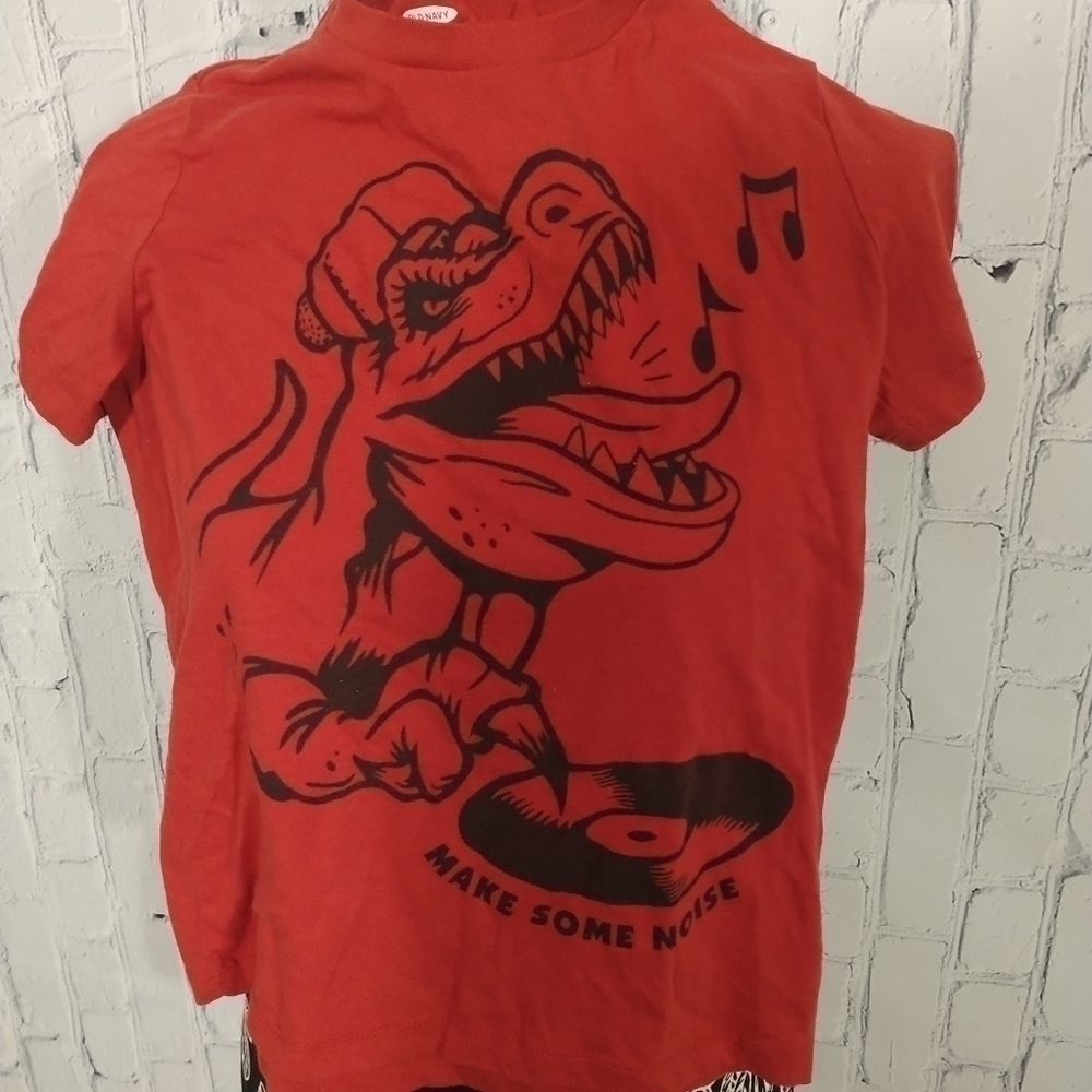 Old Navy Kids Dino DJ "Make Some Noise" Tee M(8)